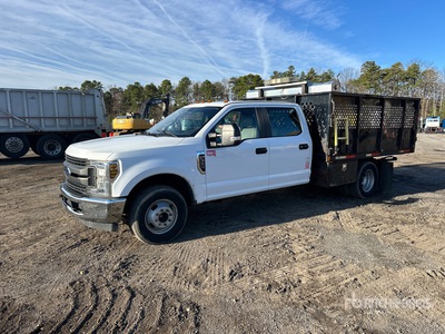 2018 Ford F-350 XL 4x2 Crew Cab Dump Truck