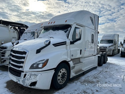 2022 Freightliner Cascadia 126 6x4 Sleeper Truck Tractor