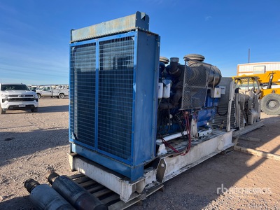 1995 Detroit DDC630E 702 kVA Skid-Mounted Generator