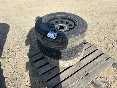 Quantity of (3) 2025 Elevate ST205/75R15 を見 Tires (Unused)