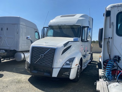 2019 Volvo VNL760 6x4 Cabeza Tractora Cabina Dormitorio