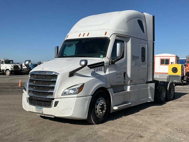 2021 Freightliner Cascadia 126 6x4 T/A Sleeper Truck Tractor