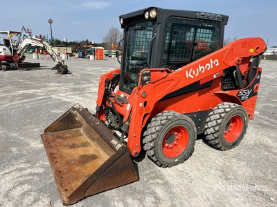 Kubota SSV65PHC-STK Two-Speed Minicargadora