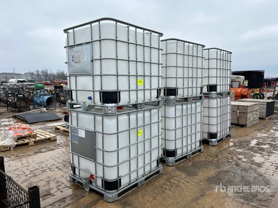 Quantity of (6) 1000 L Chemical Totes Divers - Industriel