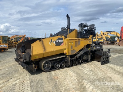 2018 Cat AP1055F Track Extendedora de Asfalto