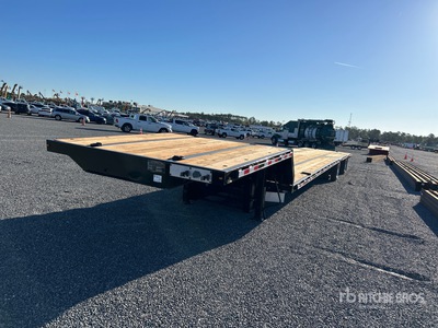 2013 Transcraft DTL-2100 53 ft T/A Spread Axle Single Drop Step Deck Trailer
