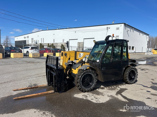 2013 Cat TH255 Telehandler | Ritchie Bros. Auctioneers