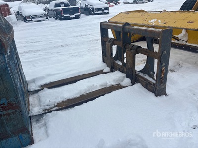 Garier 10527-0025-01 72 in Q/C Wheel Loader Forks - Fits Komatsu WA270