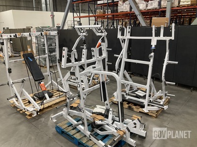 (4) Hammer Strength Shoulder Press Machines