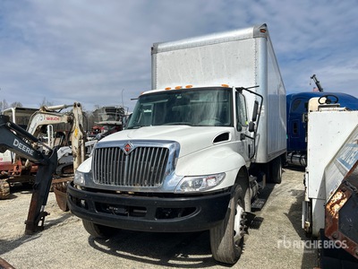 2018 International Durastar 4300 4x2 Van Truck