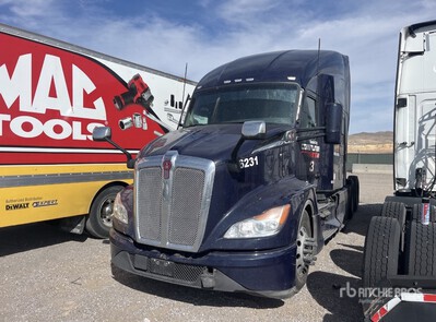 2022 Kenworth T680 6x4 T/A Sleeper Truck Tractor