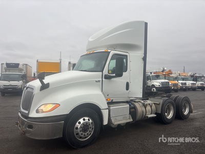 2019 International LT625 6x4 Cabeza Tractora Cabina Corta