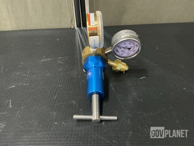 Circle Seal Controls IR10-9102 Fluid Pressure Regulating Valve