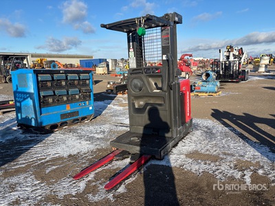 2014 Raymond 520-OPC30TT 3000 lb Order Picker