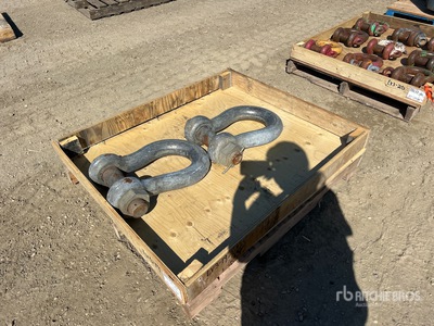 Quantity of (2) 85 Ton Crosby Shackles Shackle
