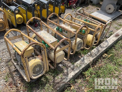 Quantity of (5) Dynapac Electric Wibrator do betonu (Inoperable)