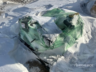 Quantity of Motors and Gas Powered Sprayer