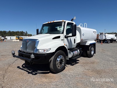 2020 International MV607 4x2 Water Truck
