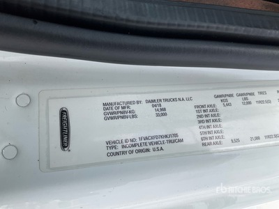 2019 Freightliner M2 106 4x2 Camion fourgon