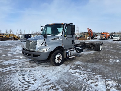 2017 International DuraStar 4300 4x2 Cab and Chassis