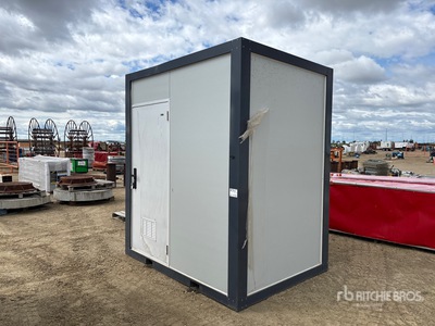 ROMAX ROT-2 7 ft 2 in x 5 ft 4 in Bano portatil (Unused)
