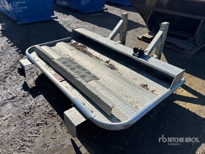 80 in x 72 in Headache Rack