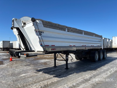 2023 Arnes 32 ft Tri/A Sliding kiep aanhangwagen