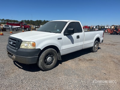 2006 Ford F-150 XL 4x2 Pickup