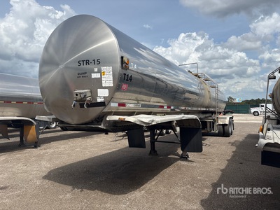 1996 Walker 6250 gal T/A Tank-Anhänger