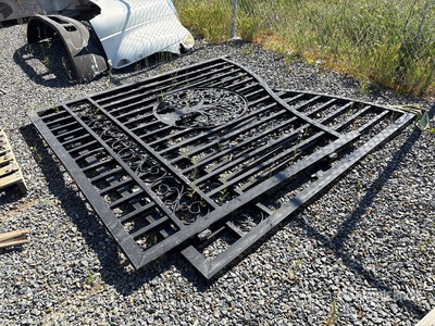 14 ft x 7 ft 4 in Bi-Parting Driveway Gate