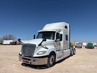 2019 International LT625 6x4 تراكتور شاحنة كابينة النوم (ثنائية المحور)