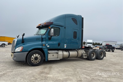 2013 Freightliner Cascadia 125 6x4 T/A Sleeper Truck Tractor