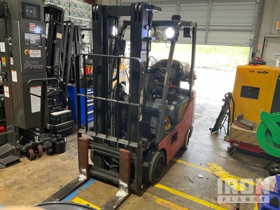 2011 Toyota 8FGCSU20 3450 lb Cushion Tire Forklift (Inoperable)