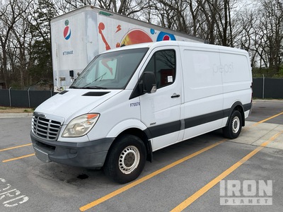 2013 Freightliner Sprinter 2500 Cargo Van 4x2