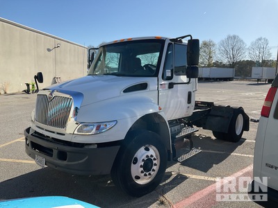 2012 International 4400 4x2 S/A Day Cab Truck Tractor