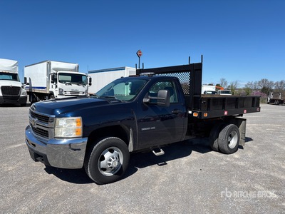 2009 Chevrolet Silverado 3500HD 4x2 Kiepwagen met platte laadvloer
