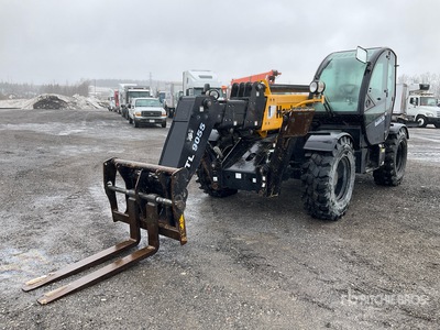 2015 Haulotte HTL9055 Telehandler