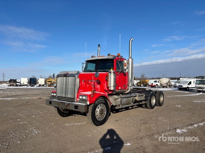 2004 Western Star 4900 6x4 T/A Day Cab Truck Tractor