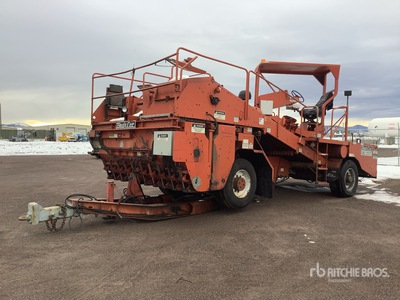 2011 Bearcat BC2011-CRC Tandem Chip Spreader
