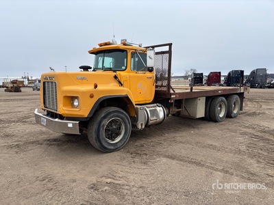 1989 Mack RB688S 6x4 Flatbed Truck