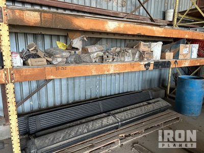 Quantity of Concrete ties and crimps Divers