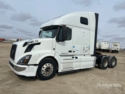 2018 Volvo VNL670 T/A Sleeper Truck Tractor