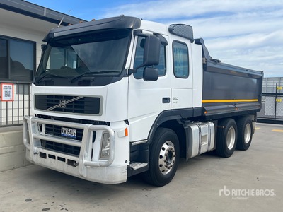 2010 Volvo FM500 6x4 T/A Dump Truck