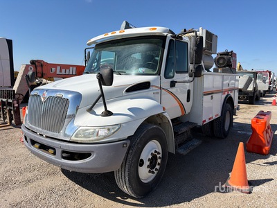 2010 International 4300 4x2 Service Truck