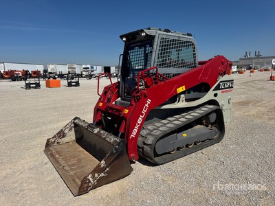 2022 Takeuchi TL12V2 Two-Speed Compact Track Loader