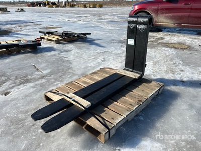 Set of (2) 2.5 in x 6 in x 60 in Fork Tines (Unused)