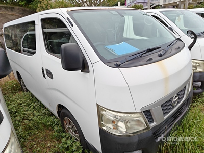 2015 年 Nissan NV350 CARAVAN Passenger Van