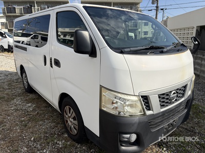 2016 年 Nissan Caravan Passenger Van