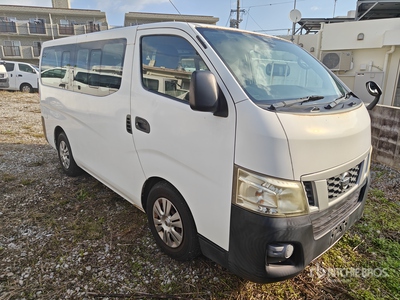 2013年 Nissan Caravan Passenger Van