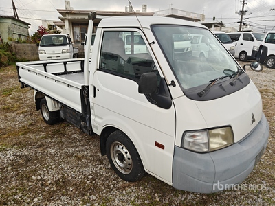 2011 Mitsubishi DELICAD3 Automobile